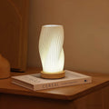 calmglow-beruhigende-wellenlampe-wellendesign-stilvolle-tischlampe-xlumina11