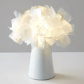 clarity-led-tischlampe-minimalistisches-design-energiesparend-modern-xlumina