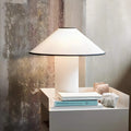 colette-tischlampe-modern-elegant-minimalistisch-led-beleuchtung-xlumina2