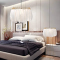omoore-pendelleuchte-kronenfoermige-feder-weiss-modern-design-xlumina4