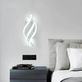 spiral-wandlampe-modern-design-15W-3000K-wohnzimmer-gestaltung-licht-xLumina