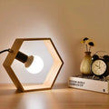 woodlight-stilvolle-sechseckige-holz-tischlampe-naturholz-led-warmweiss-stilvolles-design-xlumina2