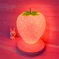 EONANT Kinder Erdbeer Nachtlicht, süße Silikon Erdbeer Touch Farbwechsel Lampe, Kinder LED Nachttischlampe, drei Modi Touch, Kinderzimmer, Büro, Urlaub Dekoration und Geschenke (Rosa)