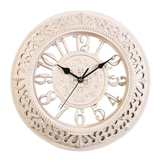 Antike-Eleganz-Wanduhr-Klassisches-Design-mit-Charmanten-Details-xlumina