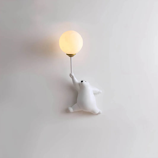 Fateh-Design-Baren-LED-Wandlampe-Harz-Acryl-Kinderzimmer-xlumina