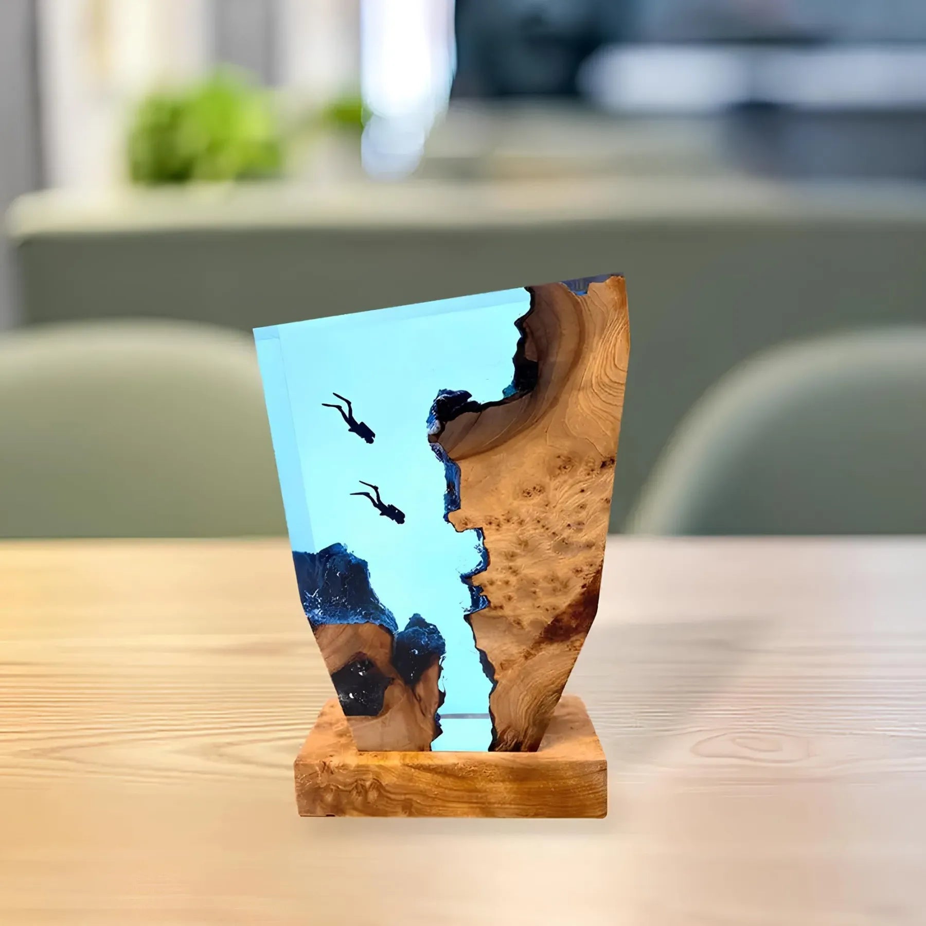 Garosa Taucher-Walhöhle Nachttischlampe Aus Kunstharz & Holz – USB-betriebene LED-Ozeanlampe Mit Knopfsteuerung